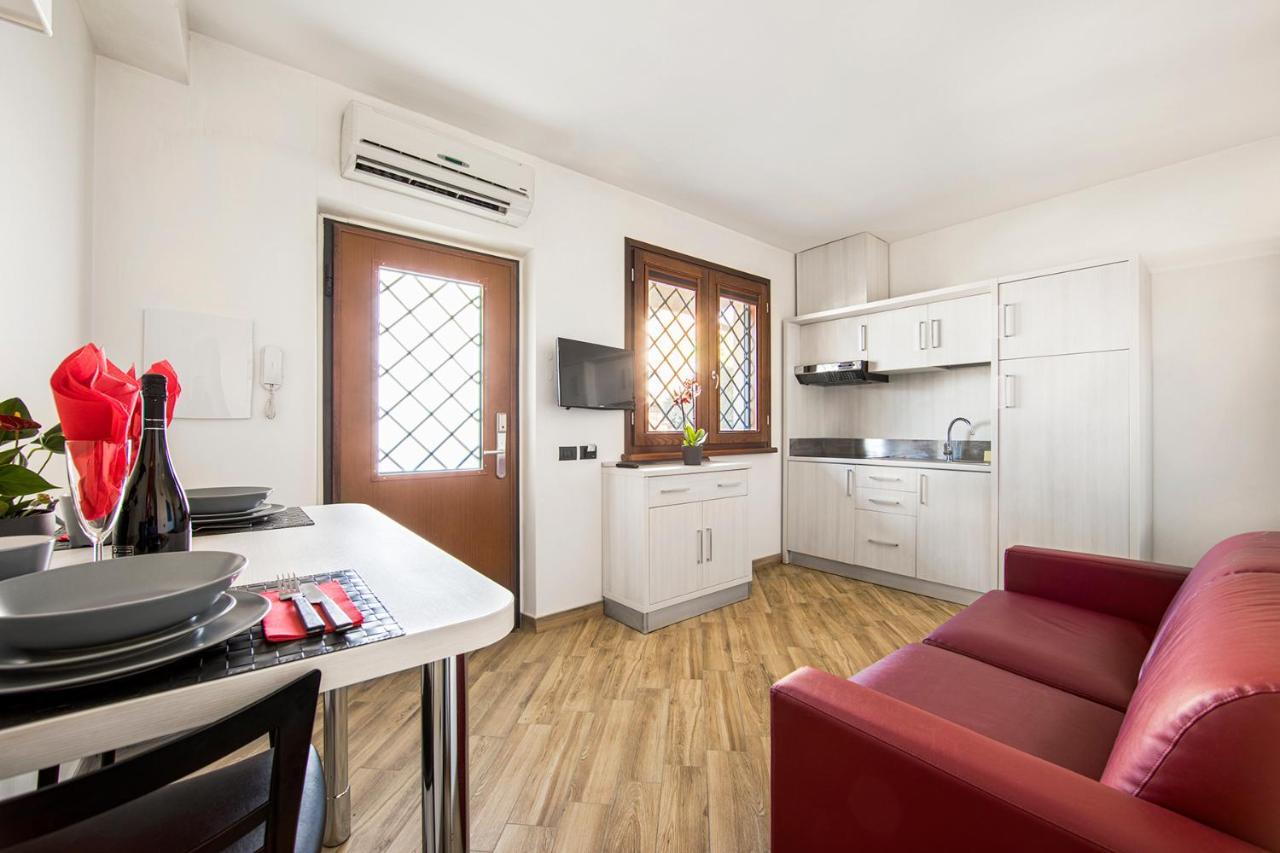 Villa Borgo Aureo Roma Esterno foto